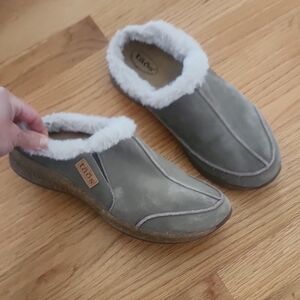 Taos Footwear Moc Slipper Shoes